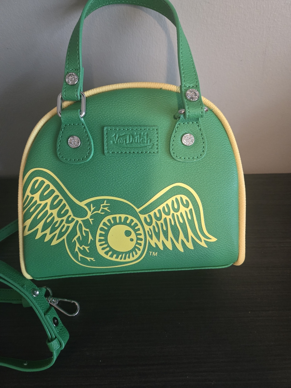 Von Dutch Green Mini Dome Bag with Yellow Logo NEW - Picture 3 of 5